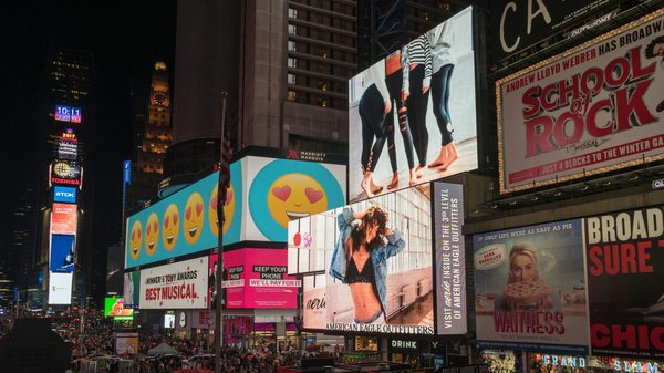 Affichage dynamique : améliorez votre communication visuelle !