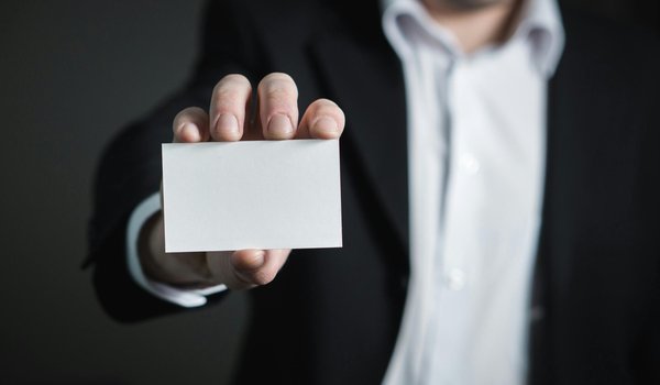 Boostez vos rencontres professionnelles avec la carte de visite nfc